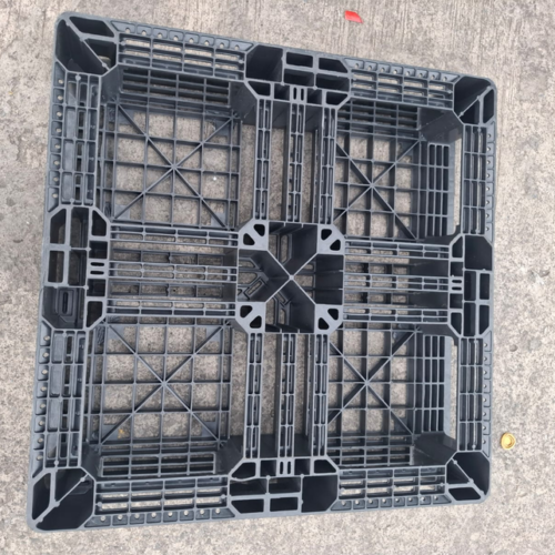 740x740x130mm